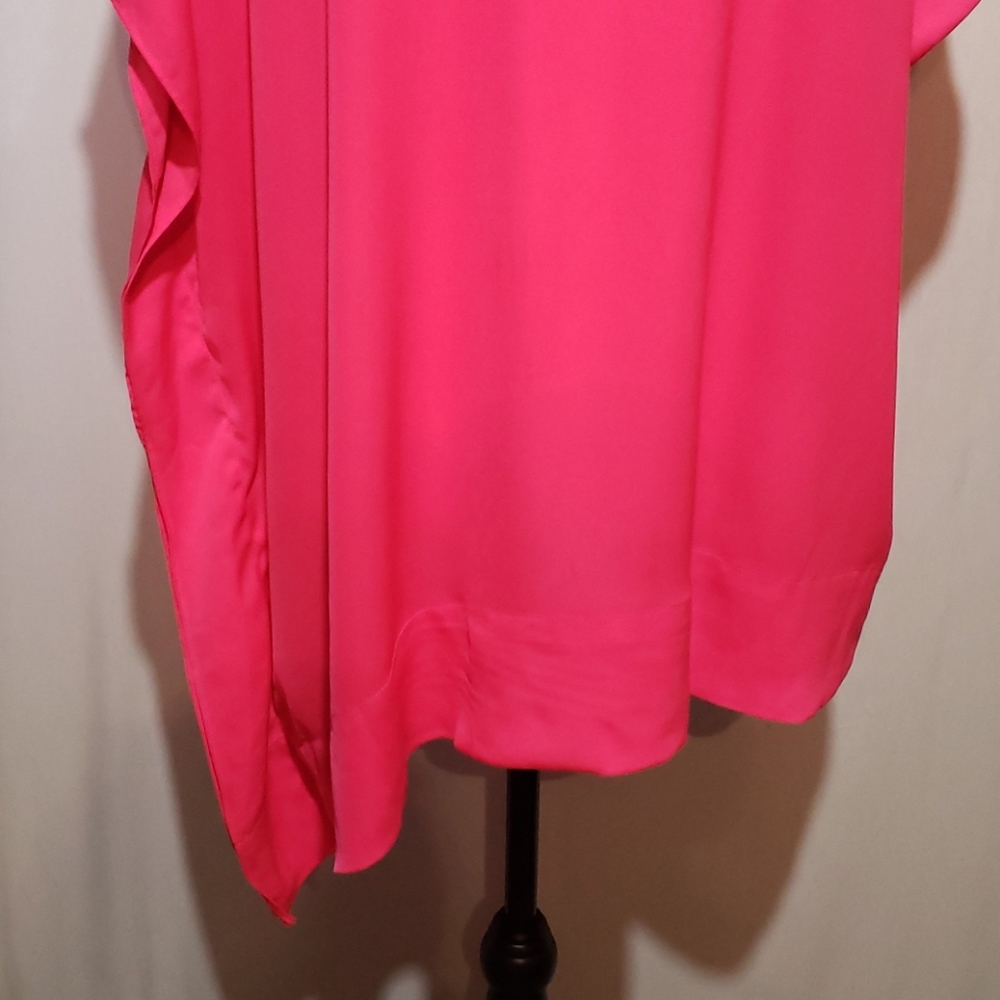 👾 Plus Size Top - Picture 3 of 5
